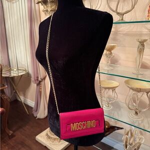 MOSCHINO LOGO PINK LEATHER  WALLET/CLUTCH WOC